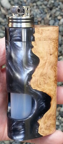 27309411840_655630f8d7.jpg
