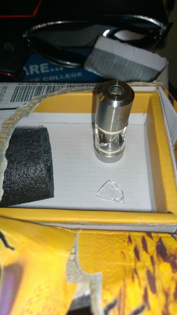 thPcMv4l.jpg