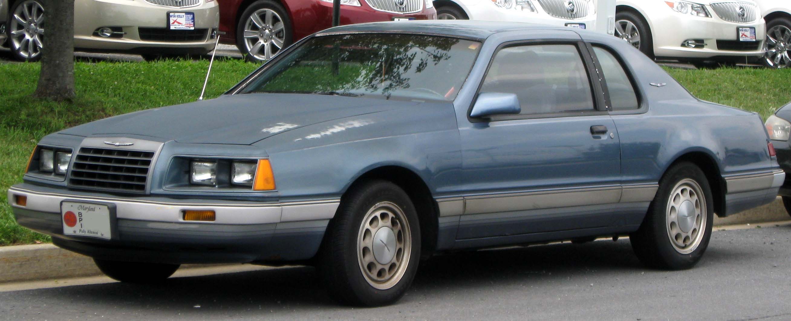 Ford_Thunderbird_--_08-12-2010.jpg