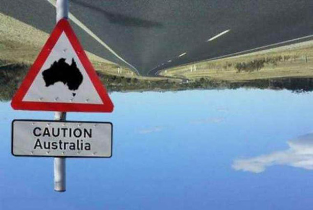 sign_upsidedown-australia.jpg