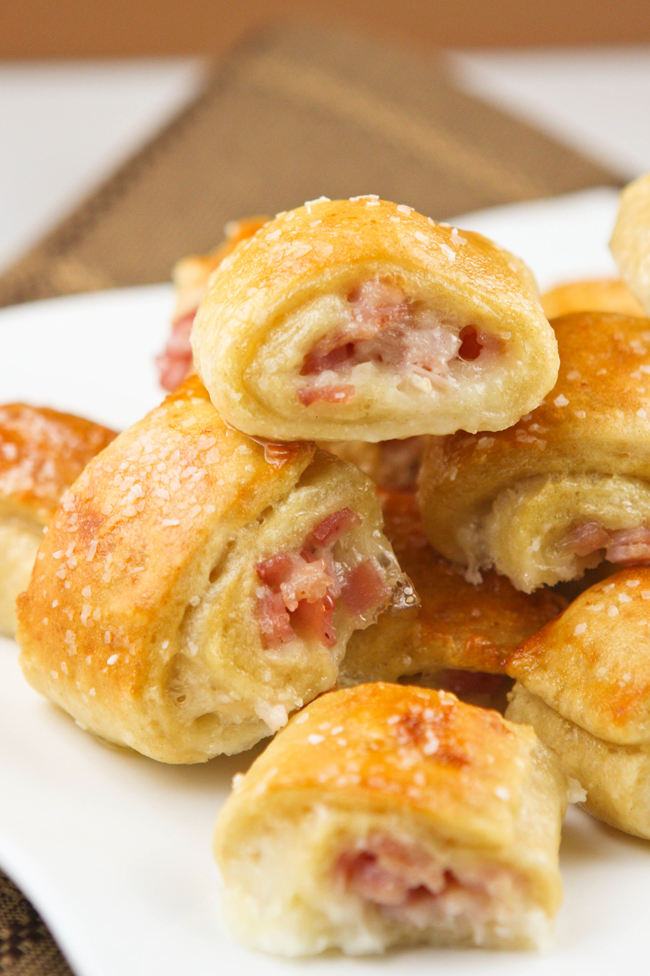 1450296549-0212hamcheesepretzelbites012post.jpg