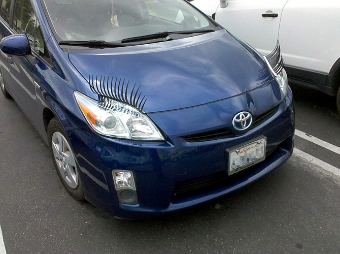 toyota-eyelashes_sm.jpg