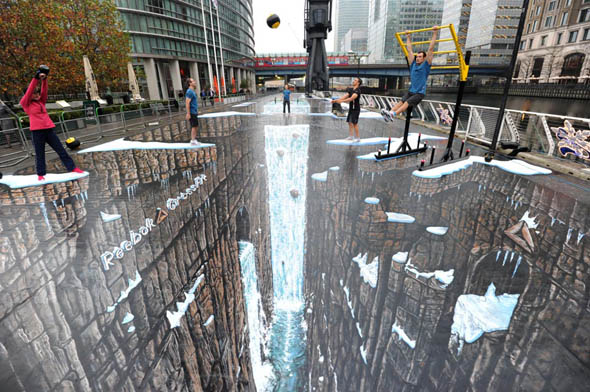 reebok_world_record_chalk_drawing_3d.jpg