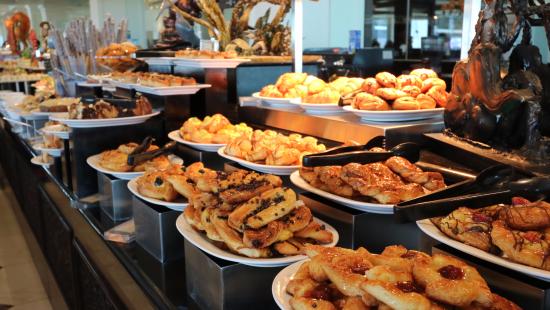 breakfast-buffet.jpg