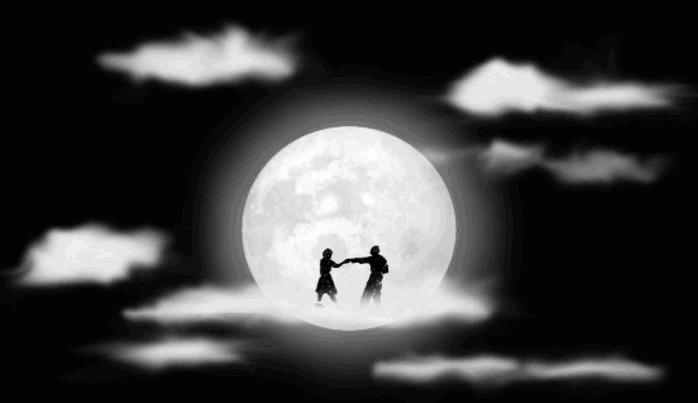 cropped-wallpaper-cinta-bergerak-di-bulan.gif