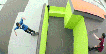 ani_swapping-skateboards.gif