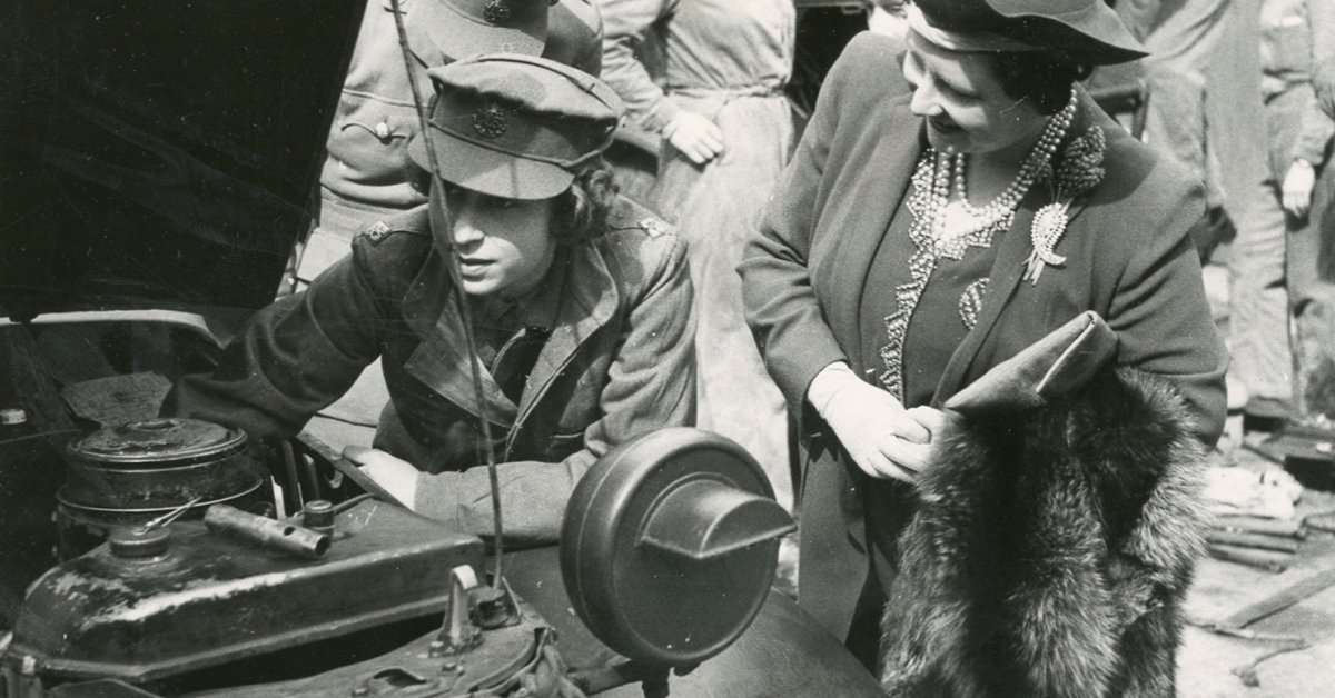 queen-elizabeth-ii-ats.jpg