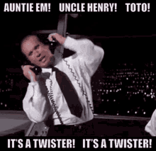 airplane-its-a-twister.gif