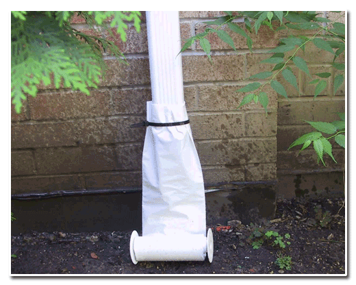 roll-up-downspout-extension.gif