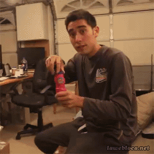 M9dFZjE.gif