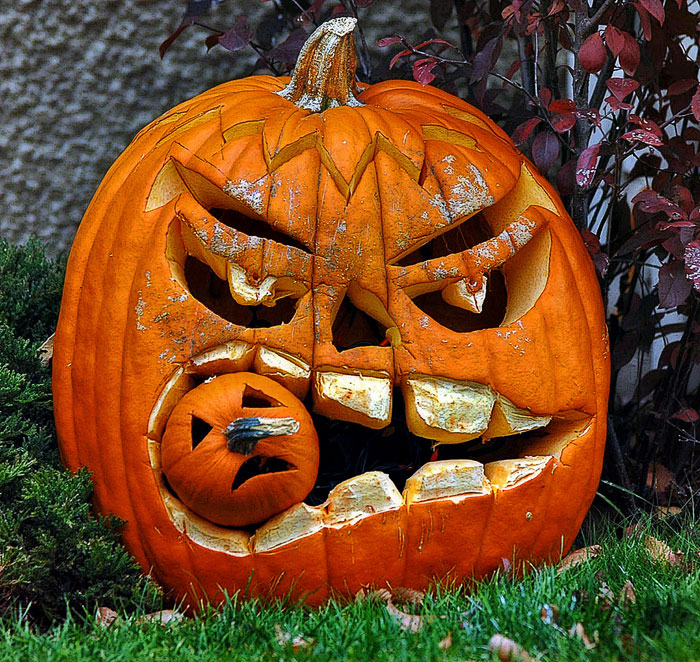 outdoor-Hallowen-decorating-ideas-85.jpg