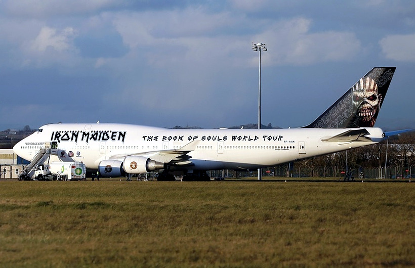 iron-maiden-tour-plane.jpg