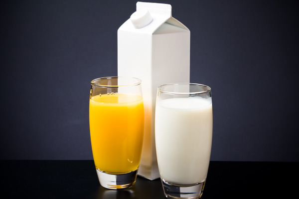 orange-juice-or-milk.jpg