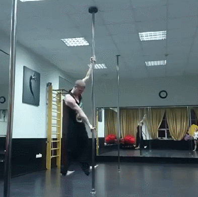 ani_circle-walk-pole-dance.gif