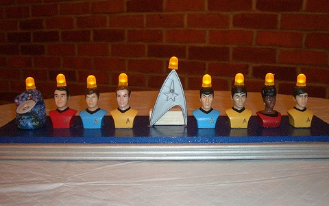 stmenorah09.jpg