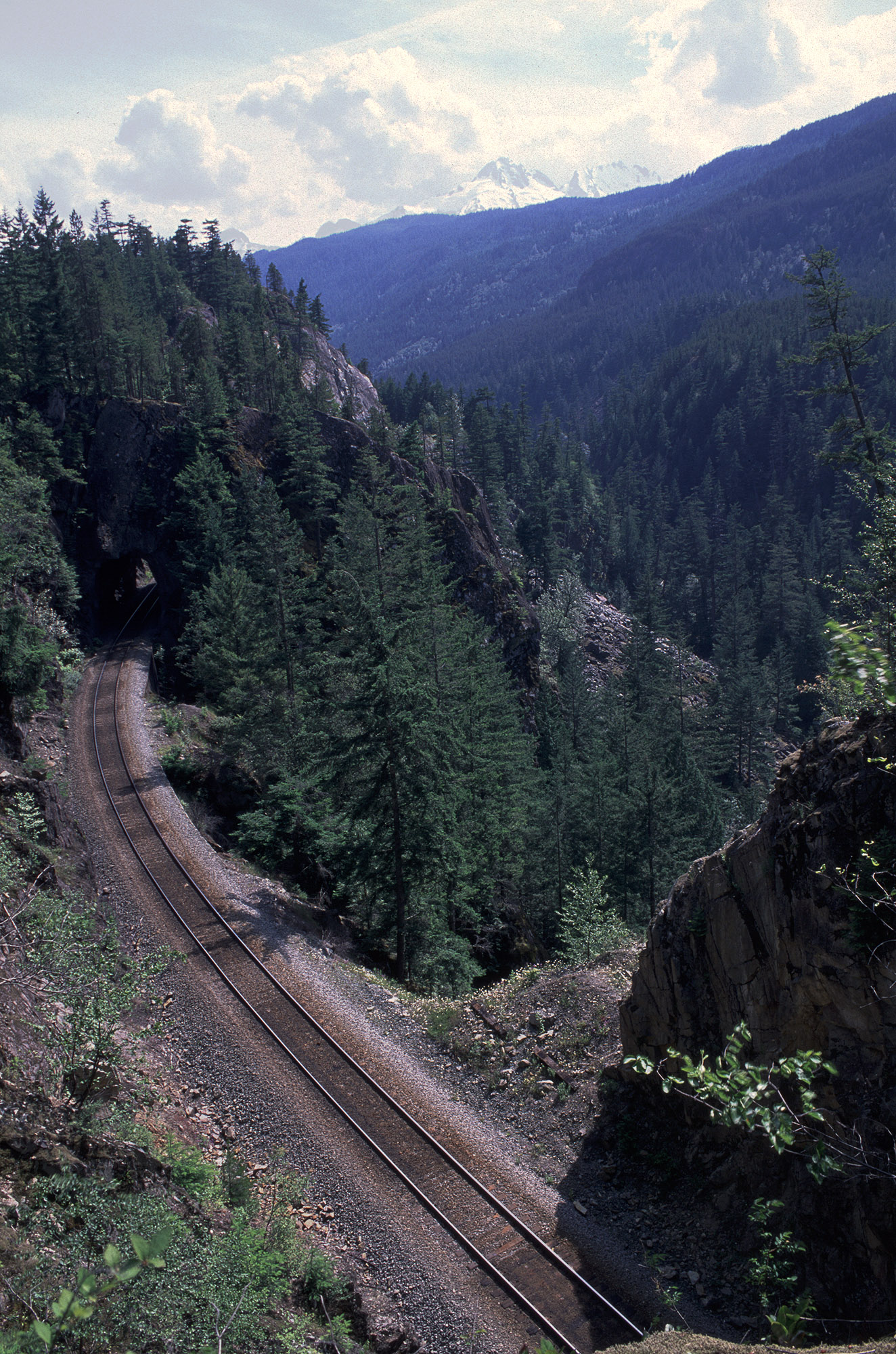 CornerInTrackLg.jpg