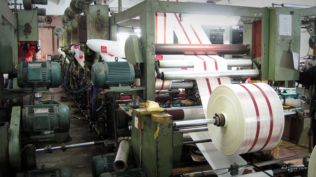 plastic-bag-printing-factory.jpg