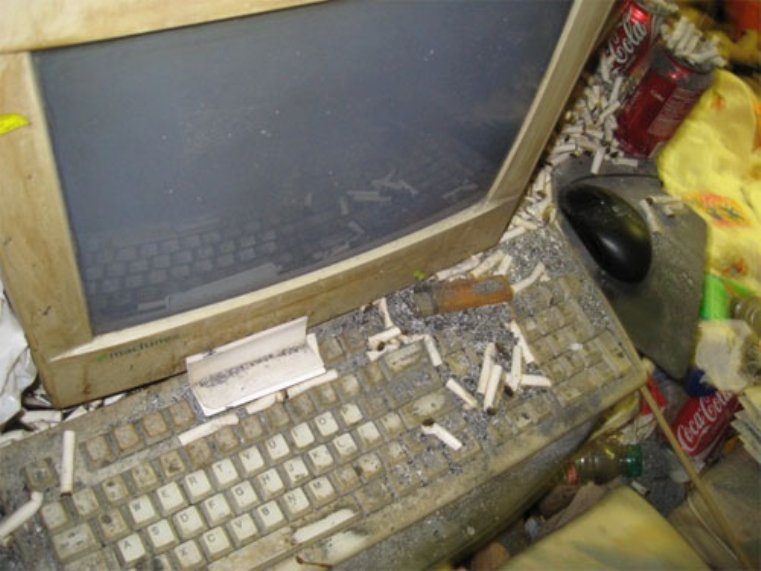 couch-8-cigs-on-keyboard.jpg