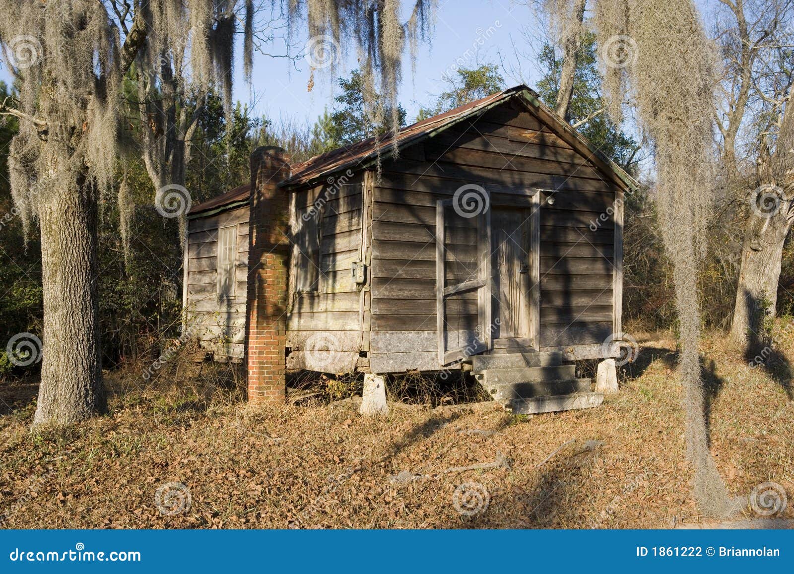 shack-woods-1861222.jpg