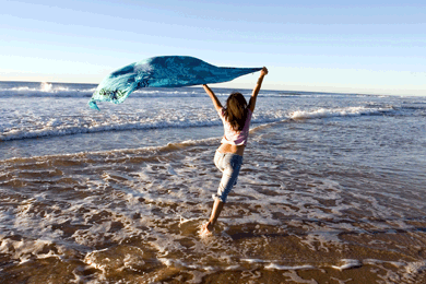eu_girl_sea_free.gif