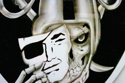 raiders1.jpg