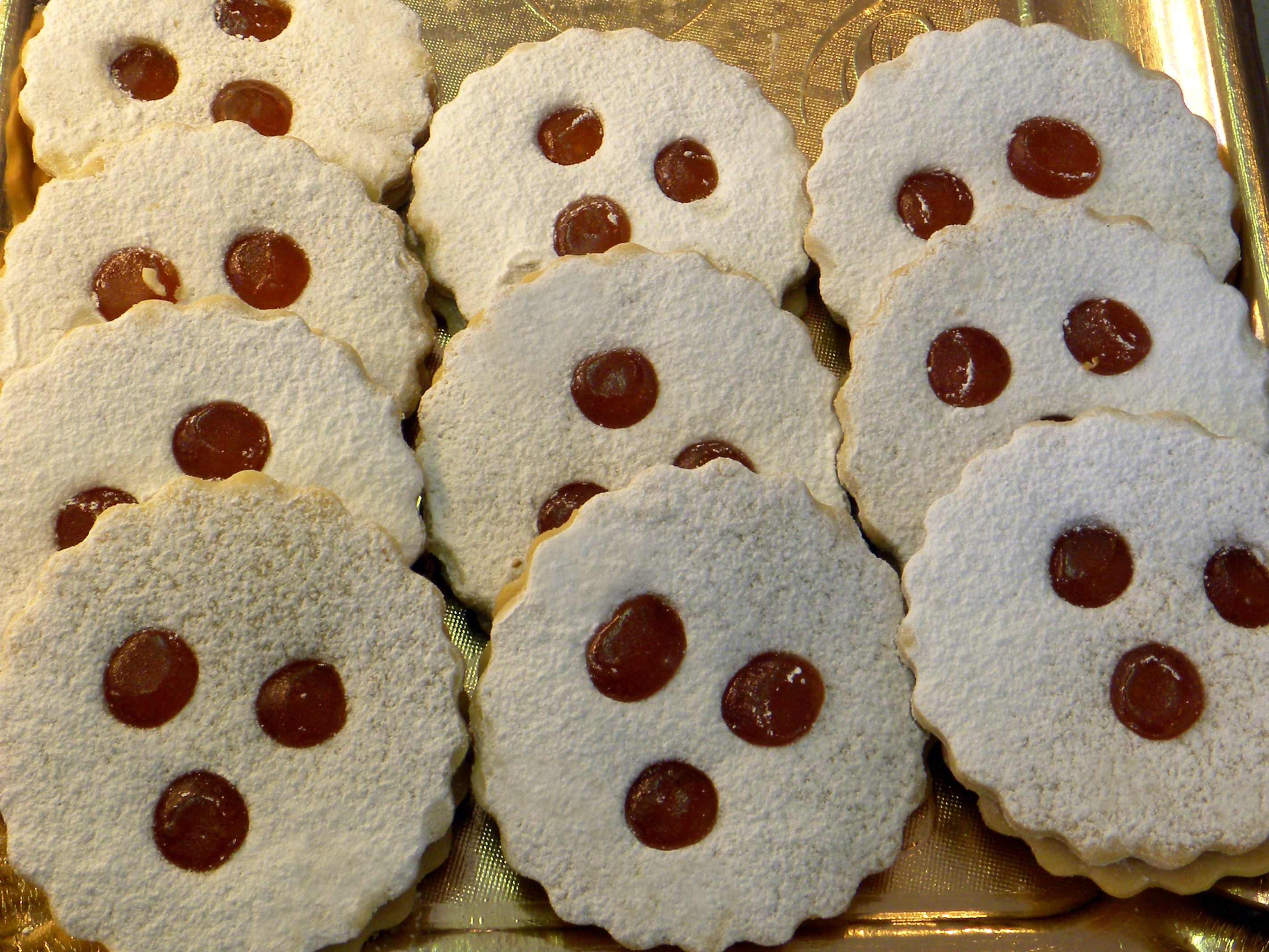 Linzer_Augen_der_B%C3%A4ckerei_Schwarz.jpg