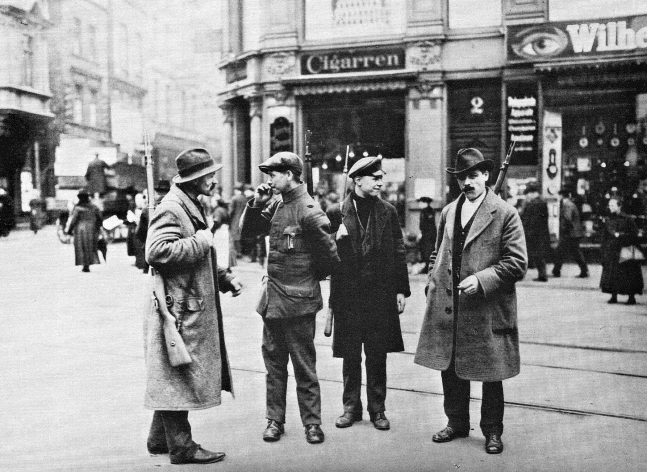 Rote_Ruhrarmee_1920.jpg