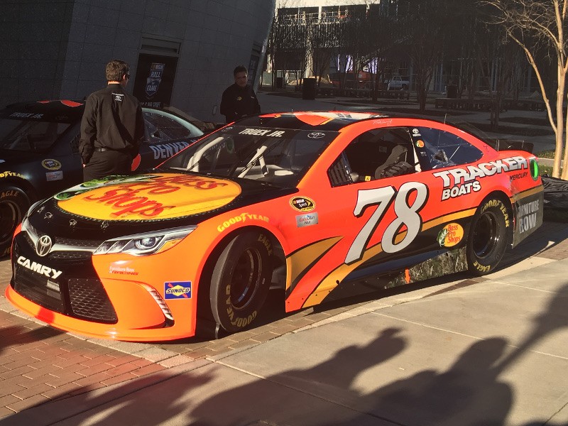 martin-truex-jr.-1-19_p3.jpg
