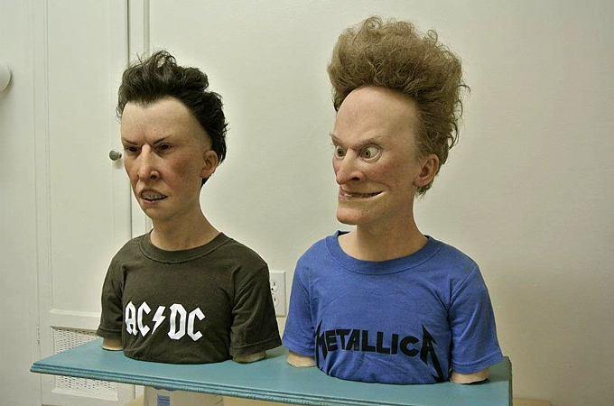 beavis-n-butthead-sculpture_sm.jpg
