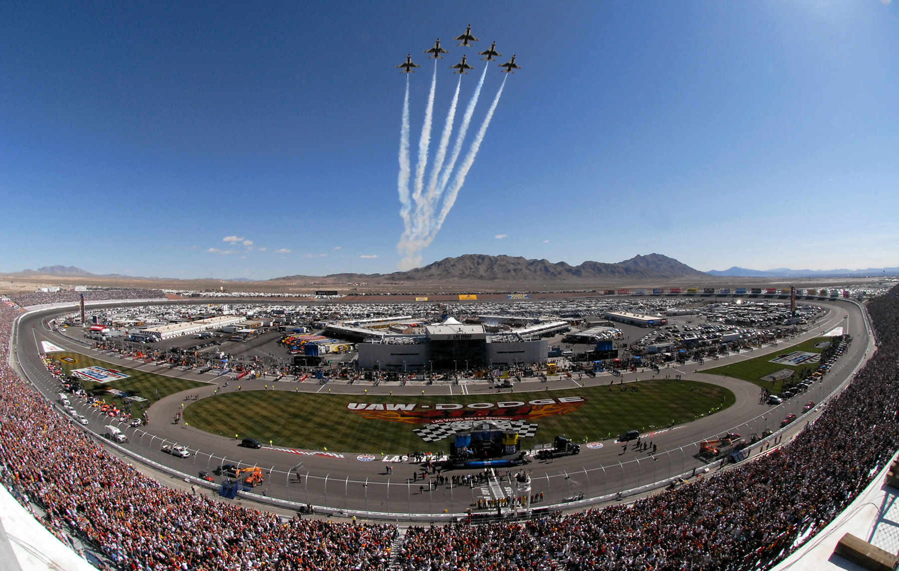 NASCAR_UAW-Dodge_400.jpg