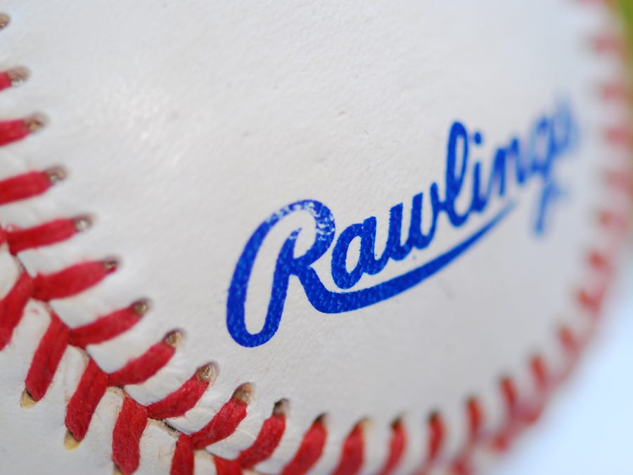 rawlings-baseballs.jpg