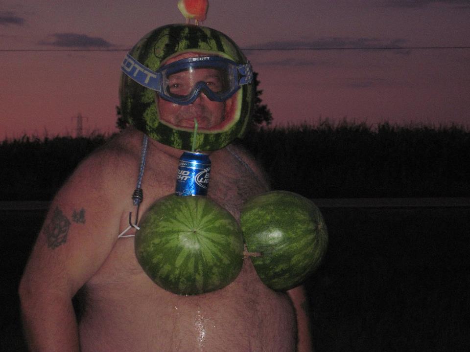 aFoUWQ3.jpg