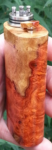 27572550095_ee12b3fe30.jpg