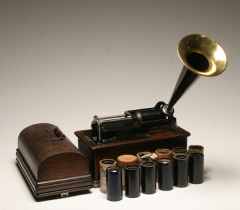 edisoncylinder-e1312345283564.jpg