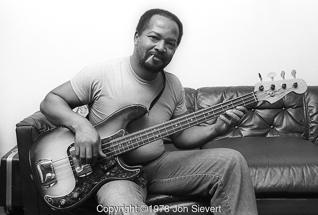 James-Jamerson-01.jpg