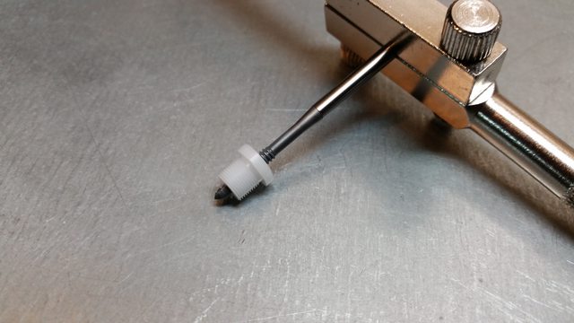 1X2DLgHl.jpg