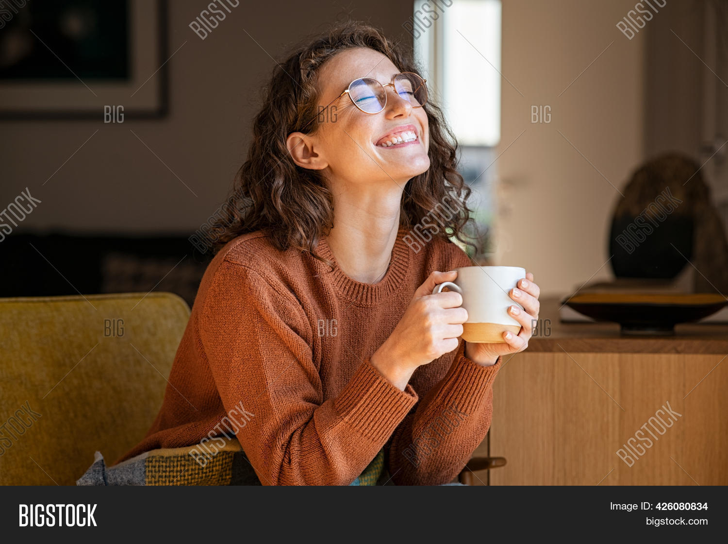 426080834.jpg