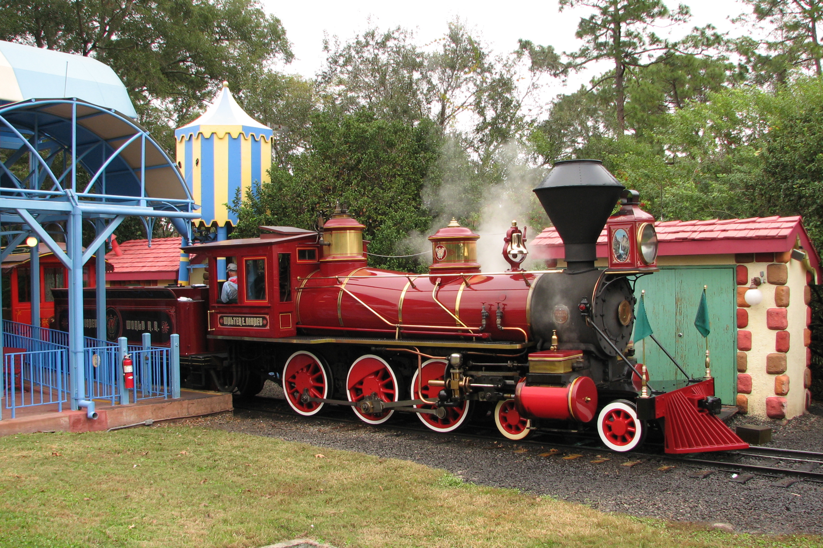 Walt_Disney_World_Railroad_train.jpg