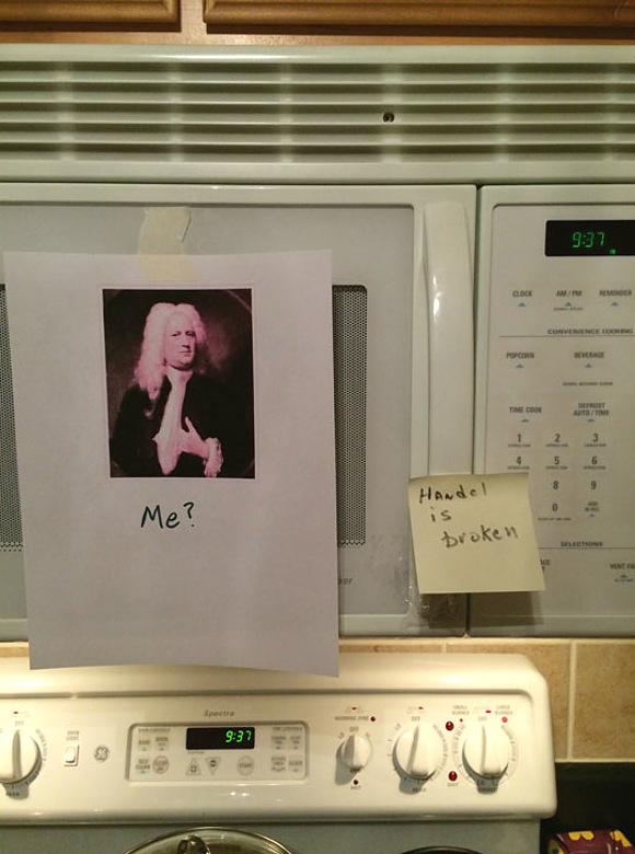 broken-microwave-handel.jpg