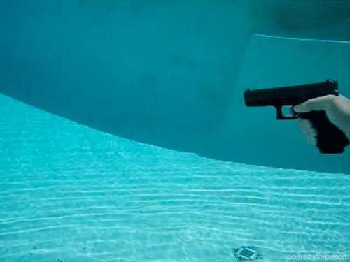ani_gun-under-water.gif