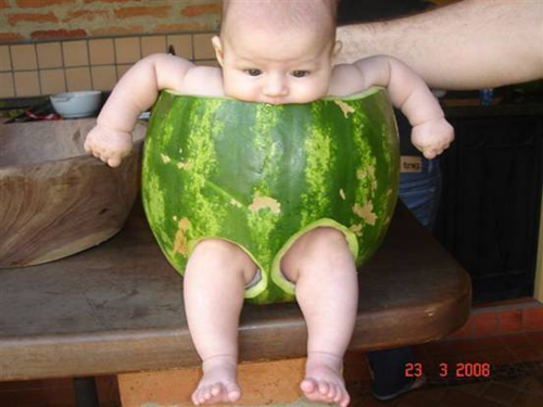 baby%20in%20watermelon-teluguone%20funny%20images-teluguone%20funny%20pictures.png