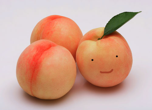 smilling+peach.jpg