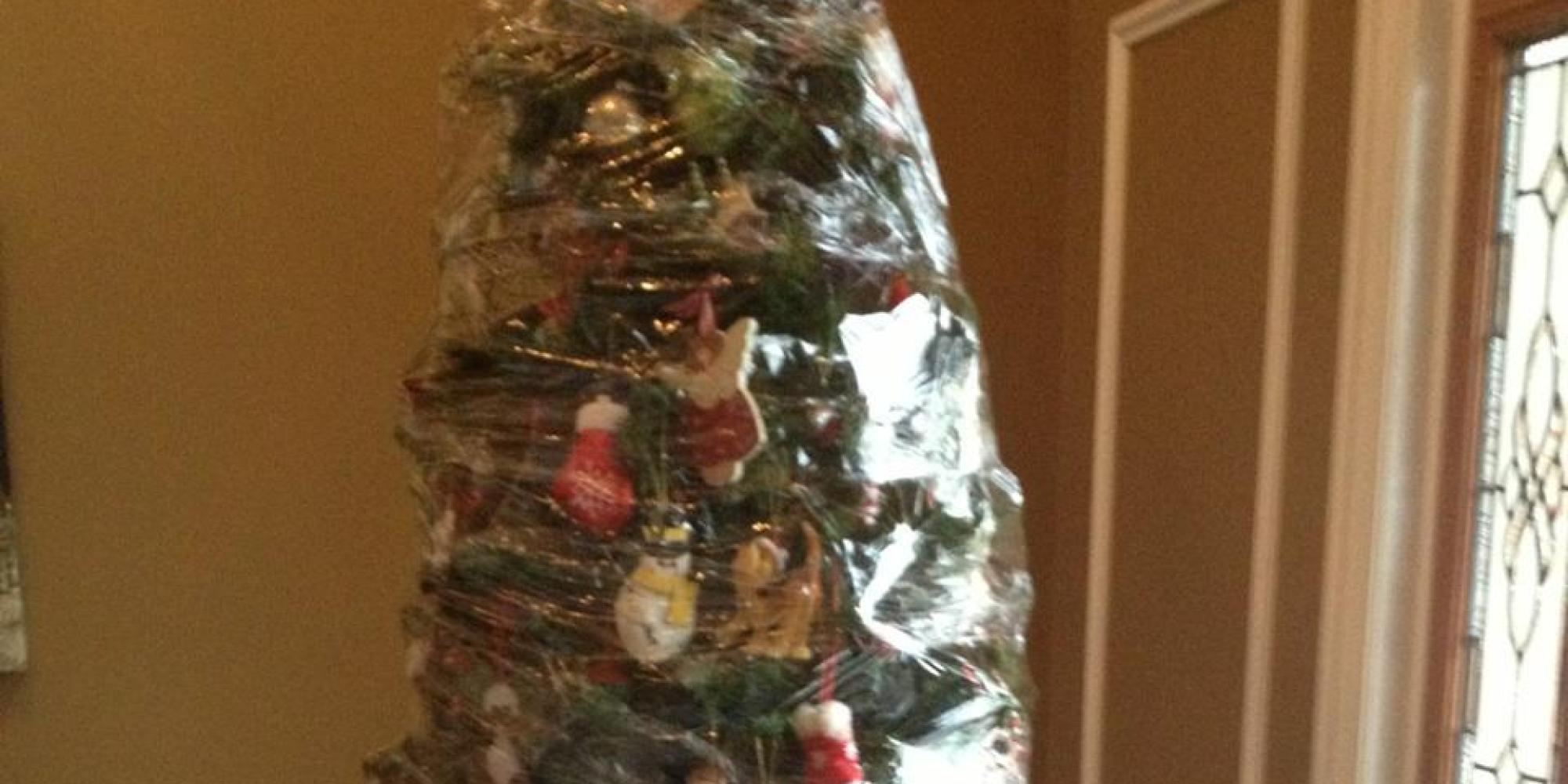 o-WRAPPED-CHRISTMAS-TREE-facebook.jpg
