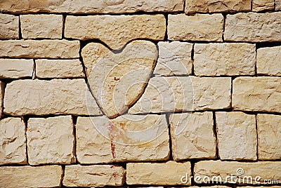 stone-heart-10939030.jpg