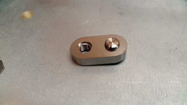 gq8F8tel.jpg