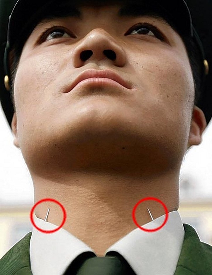 chinese-uniform-pins.jpg