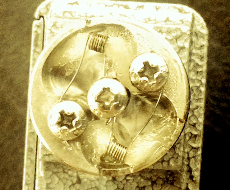 QSi9MH0.jpg