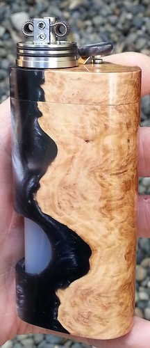 27487503442_8240bd02d7.jpg