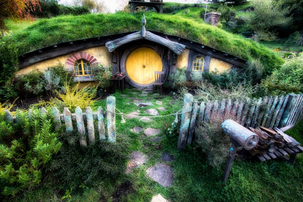 Hobbiton-9-620x413.jpg
