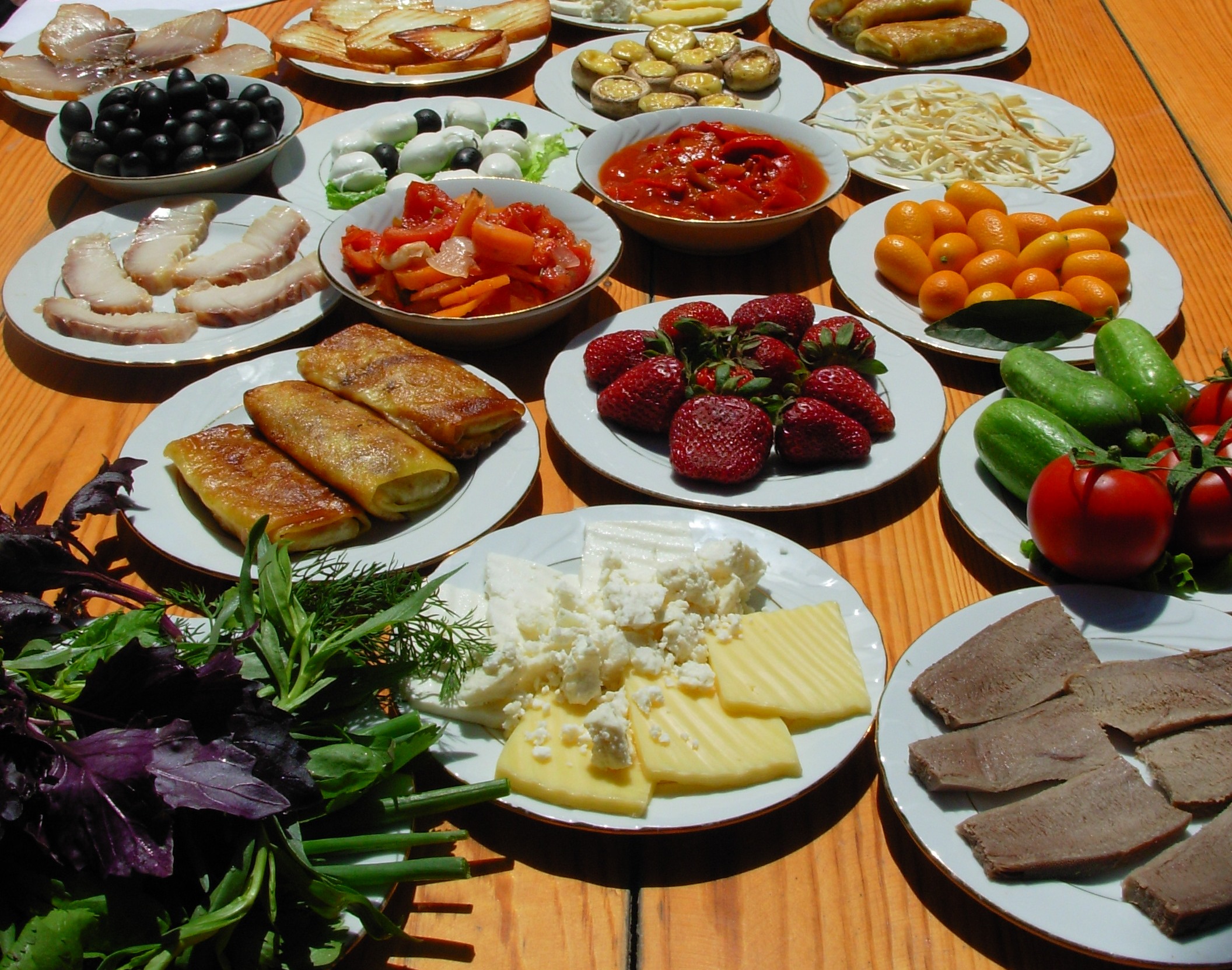 Azerbaijan_Light_snack.jpg